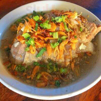 Slogi Kuliner Nyi Yuyun