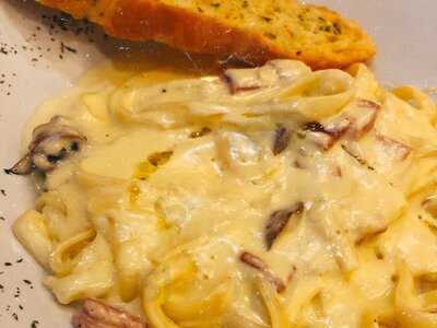 Skyline Best View Resto