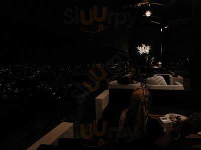 Skyline Best View Resto