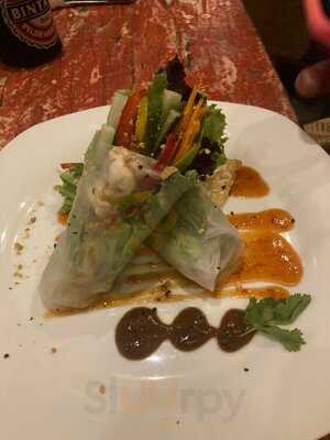 Uncle Norm's Bar & Bistro