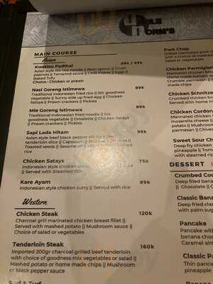 Uncle Norm's Bar & Bistro