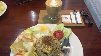 Habitual Coffee & Eatery