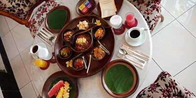 Maximilian Restaurant