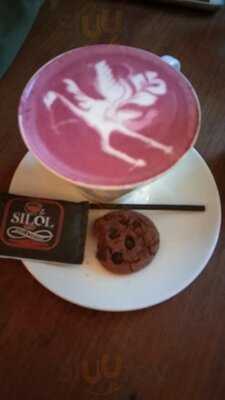 Silol Kopi & Eatery