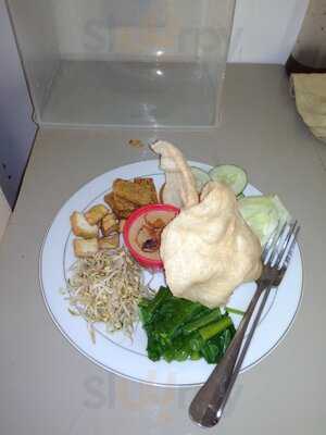 Ings Garden Cafe And Bar Gili Air