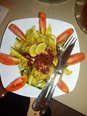 Ings Garden Cafe And Bar Gili Air