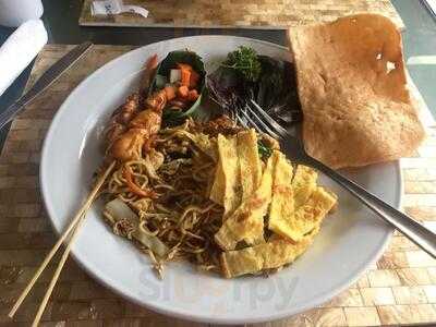 Drops Resto & Lounge