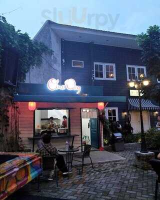 Oma Oey - Dimsum & Sushi