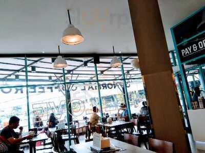 Upnormal Coffee Roasters Bandara Husein Sastranegara