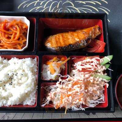 Sakana Mega Kuningan