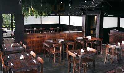 Sakana Mega Kuningan