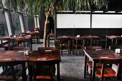 Sakana Mega Kuningan