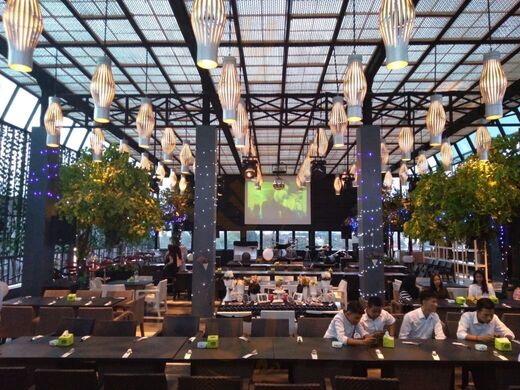 De Sky Resto And Lounge