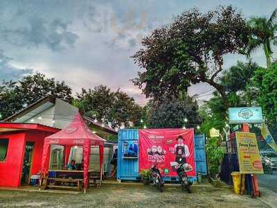 Ayam Bebek Pak Boss - Ragunan