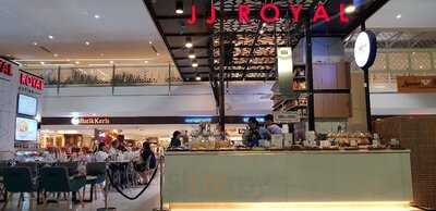 Jj Royal Cafe