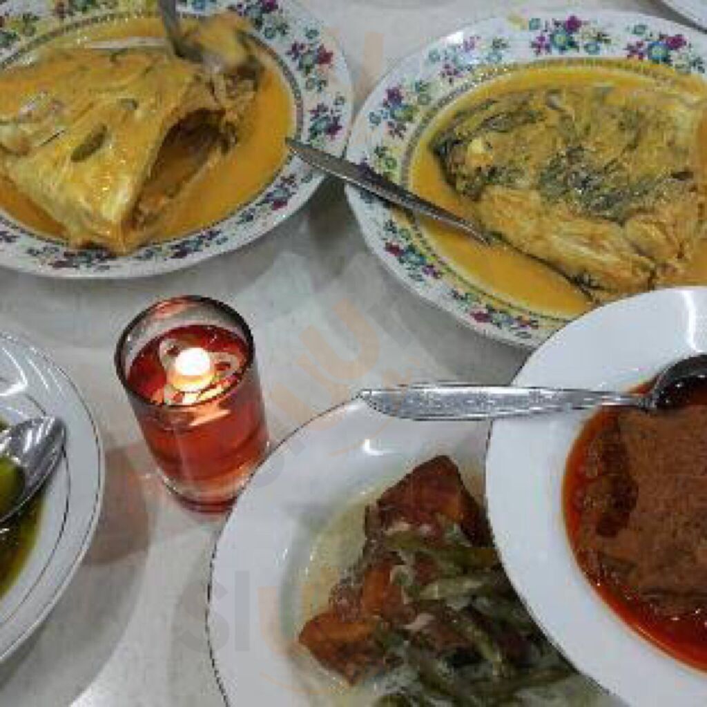 Pauh Piaman Restaurant