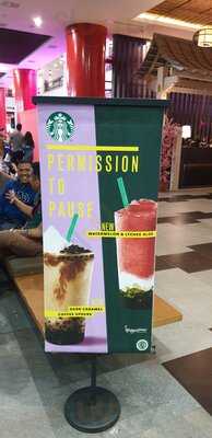 Starbucks Phinisi Point