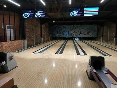 Excelso Bowling Rinjani
