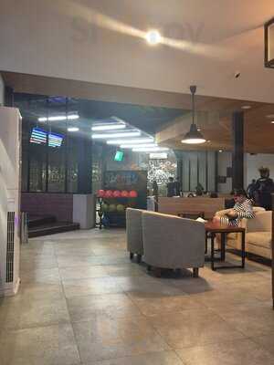 Excelso Bowling Rinjani