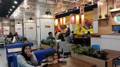 Bebek Dower - Green Pramuka Square