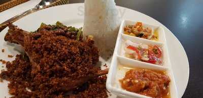 Bebek Garing Crispy Duck