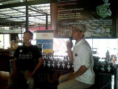 Swalayan & Warung Kopi Nusantara