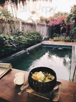 Flowers & Fire Wholefoods Cafe