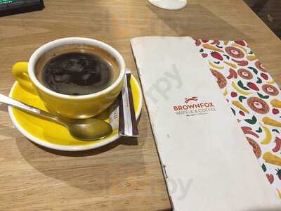 Brownfox Waffle & Coffee