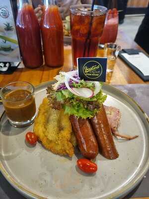 Justus Steak House Paskal 23