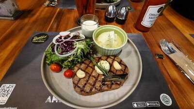 Justus Steak House Paskal 23