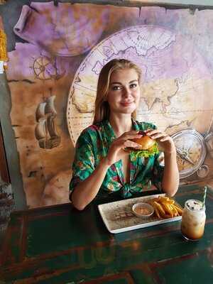 The Compass Food & Drink