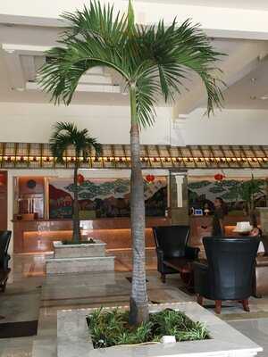 Td's Bar At Grand Preanger Hotel