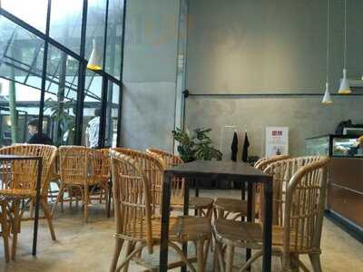 Mimiti Coffee & Space
