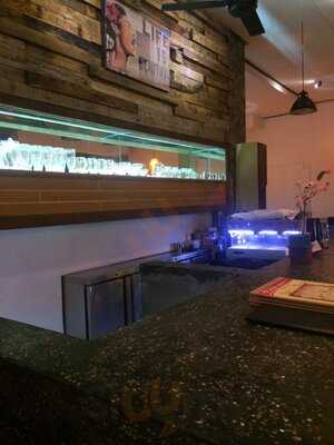 Warung Agung Dan Bagus