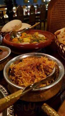 Fez-kinara Dining And Lounge