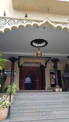 Fez-kinara Dining And Lounge