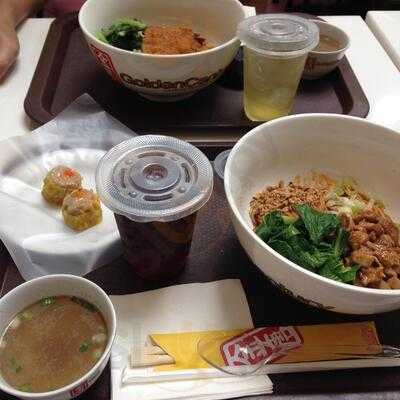 Golden Century - Lamien & Dim Sum