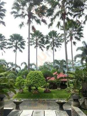 Warung Daun, Organic Indonesian Resto