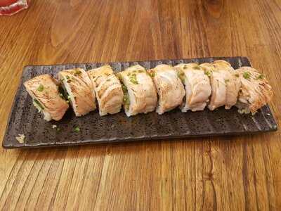 Sushi Groove Taman Anggrek