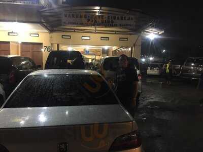 Warung Sate Kambing Pak Gino