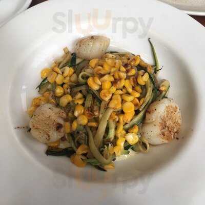 Cork & Screw Pacific Place