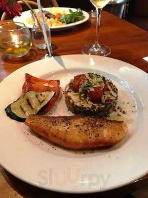 Cork & Screw Pacific Place