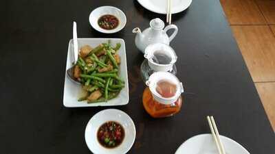 Crapoe Seafood Restaurant