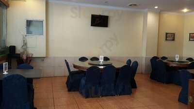 Crapoe Seafood Restaurant