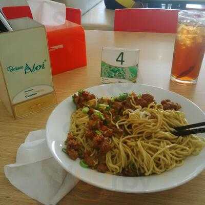 Bakmi Aloi