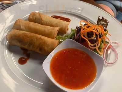 Lucky Dar Bar & Restaurant