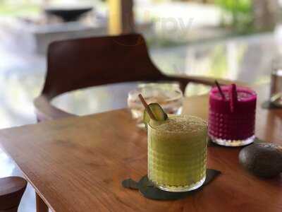 Herbs & Stones Garden Restaurant