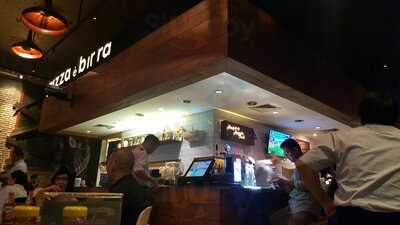 Pizza è Birra Sports Bar Setiabudi One