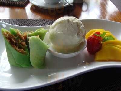 Rush Bamboo Restaurant And Bar