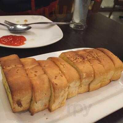 Pizza Hut - Kelapa Gading Mall